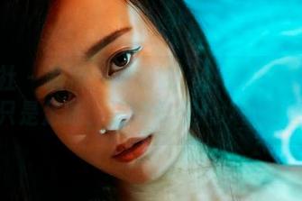 蜜桃社 - 最新：韵莉娜VANILLA的美足不只是足趾，还能俘获心坎的套图！