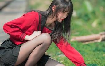 西呱呀呀呀又出最新写真集了，这少女感给了我满满的联想啊！