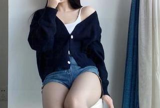 微密圈 - 感谢软妹小九九的作品,让我们在无圣光的黑色绑带中,找到了一丝不同寻常的力量。