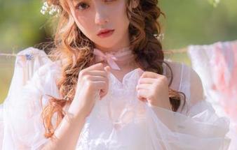 私拍里那个兔子女仆,过期米线线的羞涩与魅惑