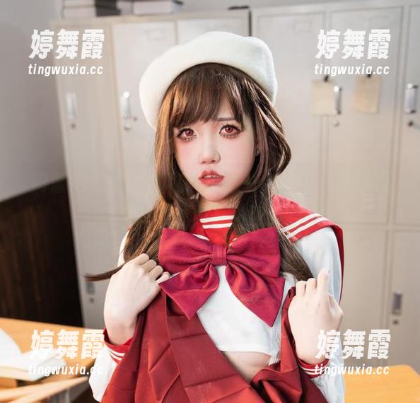 阿薰kaOri的福利来了！一个图集，让你明白内衣和礼服其实可以共生