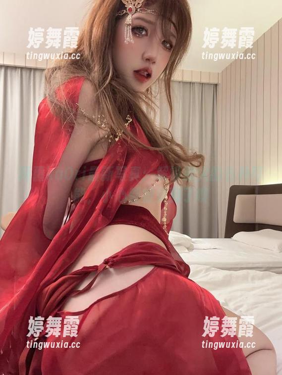 阿薰kaOri最新写真：解锁欲火的各种可能，小心别被烫到了噢