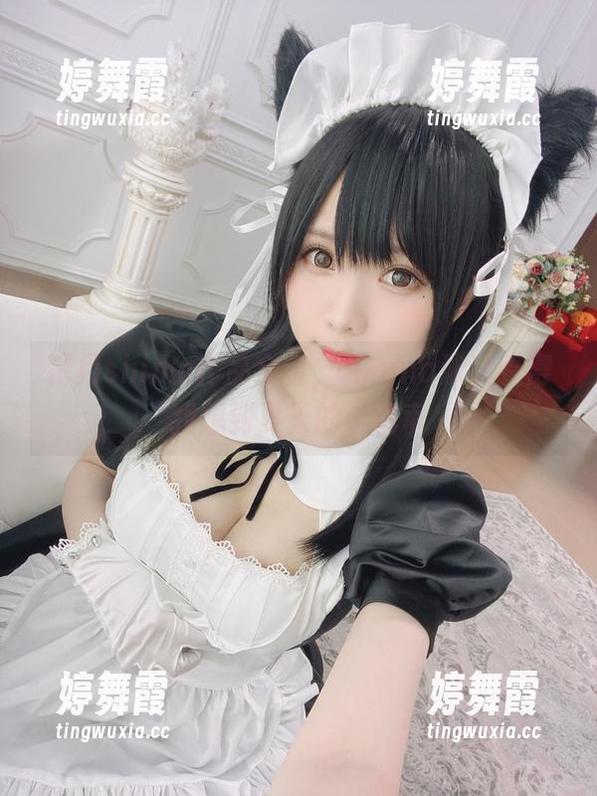 霜月shimo作品全套，Asuna泳装看得我想到夏天的小确幸