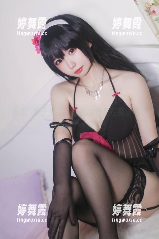 香川澪终于来了，透明的效果在高清图包里体现了个彻底！