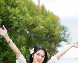 魅妍社 - 高颜值和高质量齐飞的夏倪可ella美足高清图册,真想伸手摸!